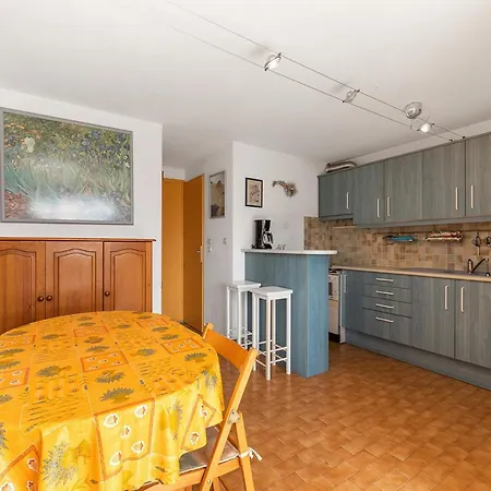 Apartment Bright Coastal Retreat - Agde